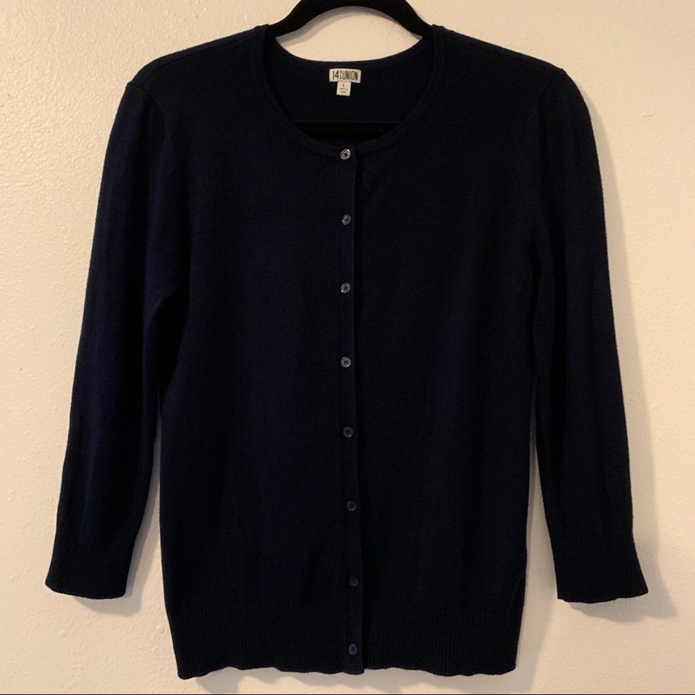 14th & Union dark blue cardigan (L)